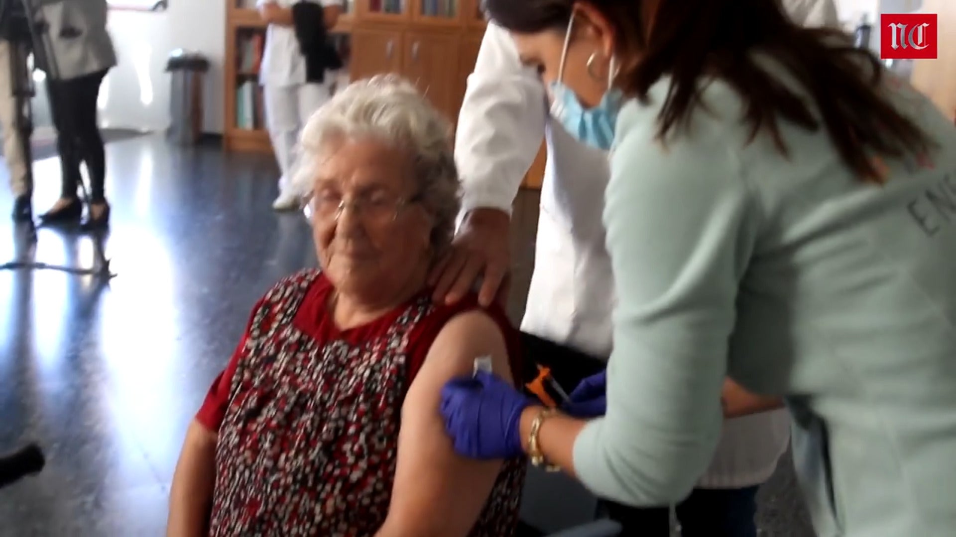 Comienza la campaña de vacunación contra la gripe y el refuerzo de la covid en Castilla y León