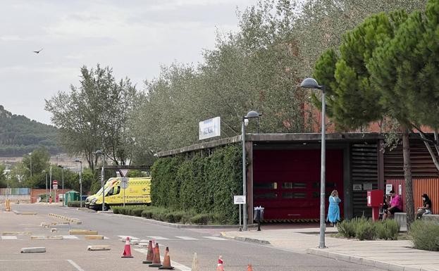 La ocupación hospitalaria por covid baja a una tercera parte en dos meses en la región