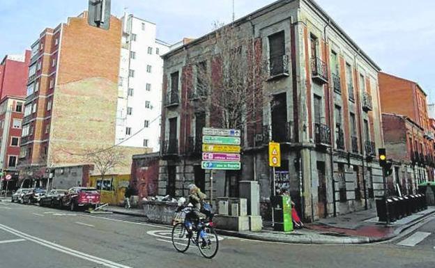 La calle Niña Guapa estará cortada al tráfico este miércoles hasta las 18:00 horas
