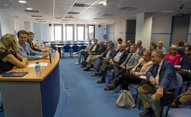 El PP prevé presentar a sus candidatos a las capitales a finales de octubre