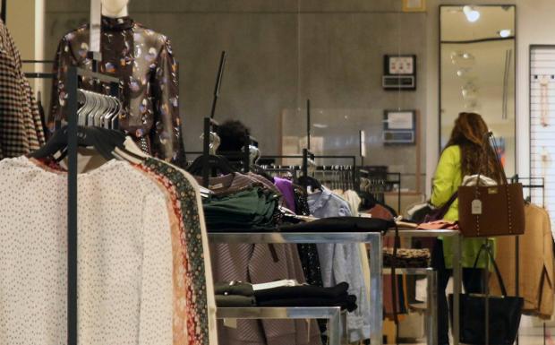 Cerca de 200 tiendas de Segovia se adhieren a una nueva campaña de bonos-comercio