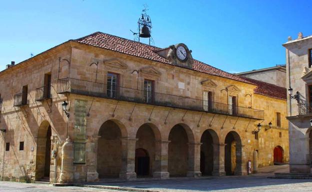 Patrimonio autoriza las obras de restauración de la cubierta del Palacio de la Audiencia de Soria