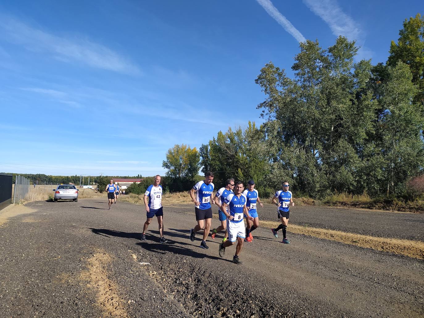Instantáneas de primera prueba del circuito Corriendo entre Viñas 2022 que se celebró en Mayorga
