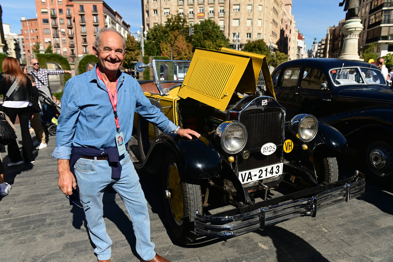 Miles de personas disfrutan del Valladolid Motor Vintage (3/3)