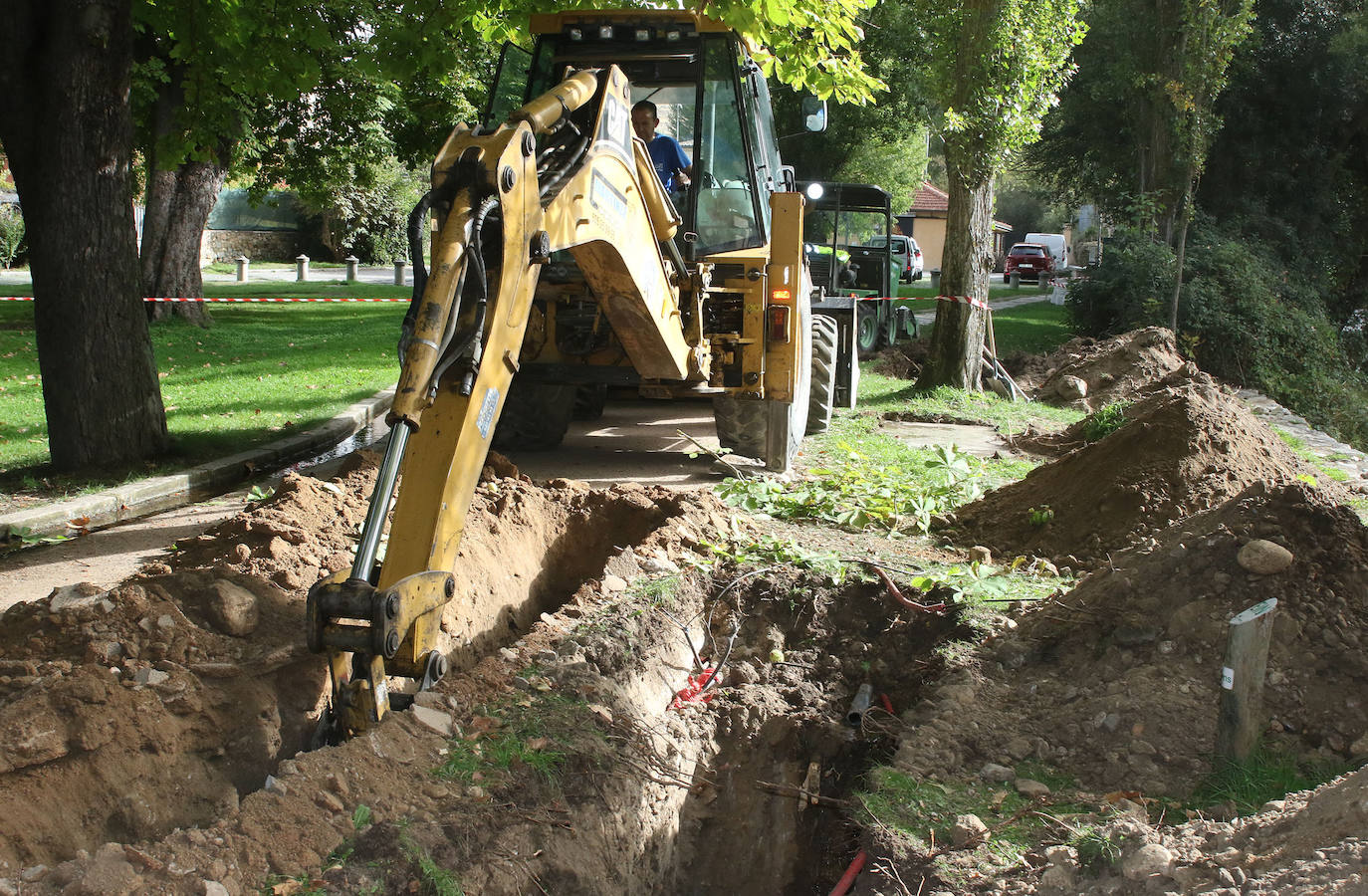 Los vertidos que la obstrucción del Eresma ha sacado a la luz