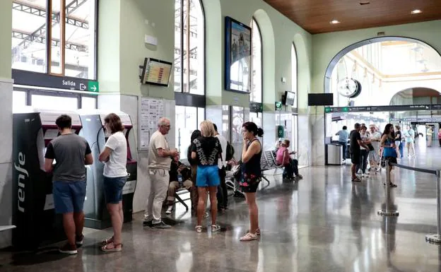 CCOO plantea frecuencias de 30 minutos y tarifa reducida para el corredor Palencia-Valladolid-Medina