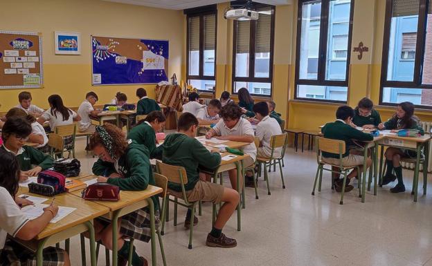 Más abrigados a las aulas para sobrellevar el invierno