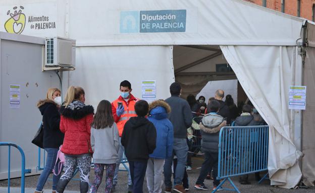 Las dosis recibidas solo permiten citar para vacunar de gripe y covid a partir de 70 años