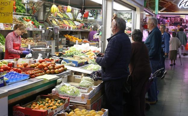 La fuerte subida de precios reduce el ahorro en alimentación a 520 euros al año