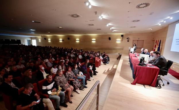 Trescientos pacientes protagonizan el primer día de la semana dedicada al dolor en Valladolid