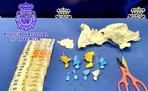 Detenido el dueño de un bar del centro por traficar en él con 'speed' y cocaína