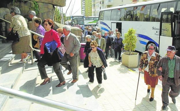 Las 2.500 plazas del Imserso de Segovia se agotaron en tres días