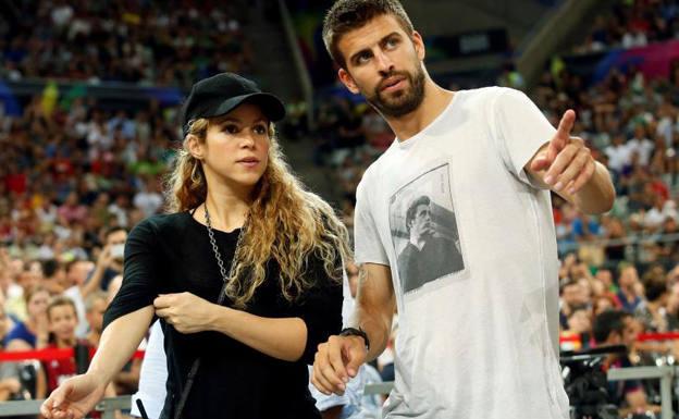 Piqué visita a Shakira, en un momento muy delicado para la cantante