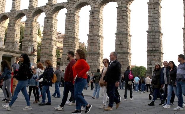 Los alojamientos segovianos rozan el lleno en los días fuertes del puente