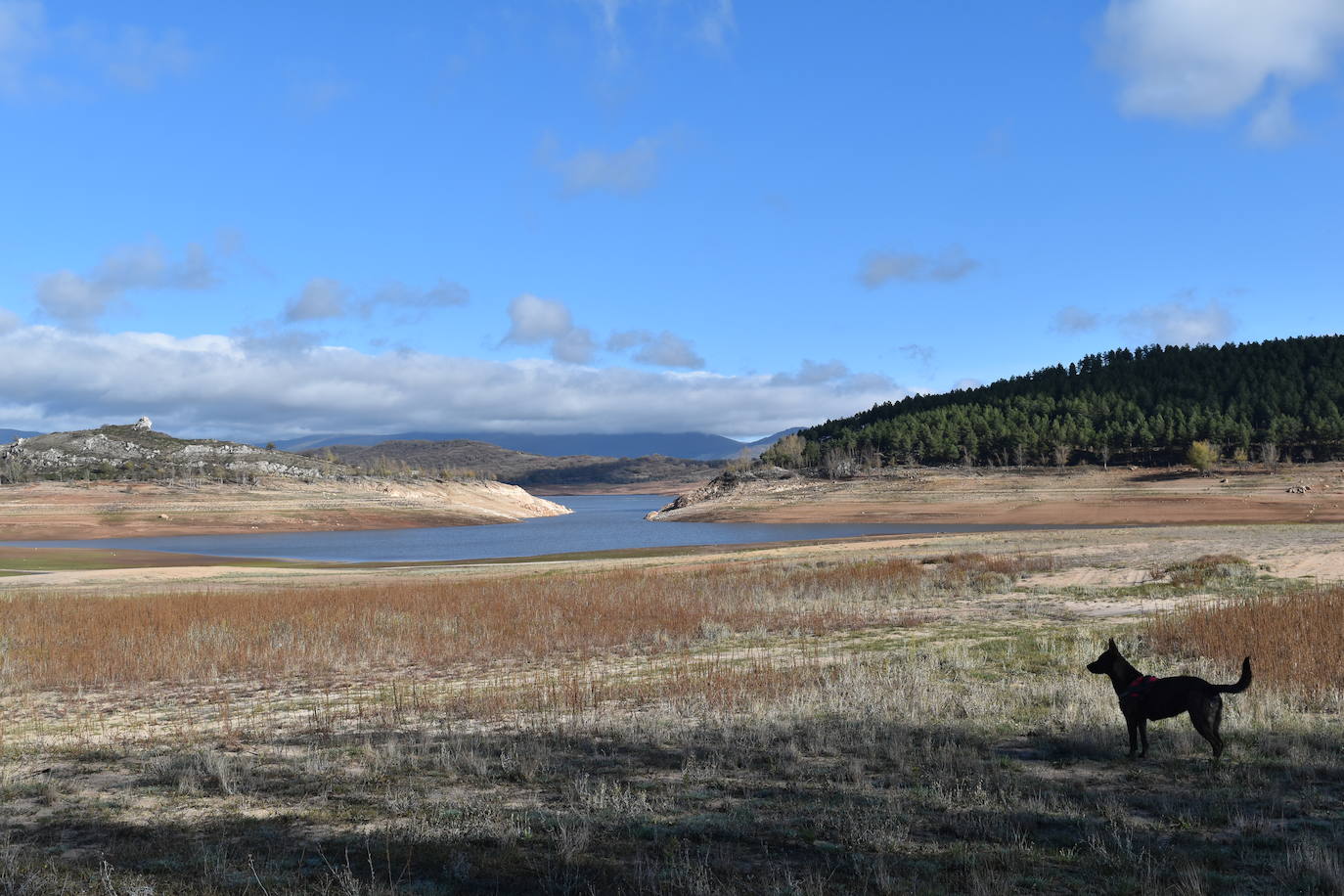 El pantano de Aguilar sigue seco