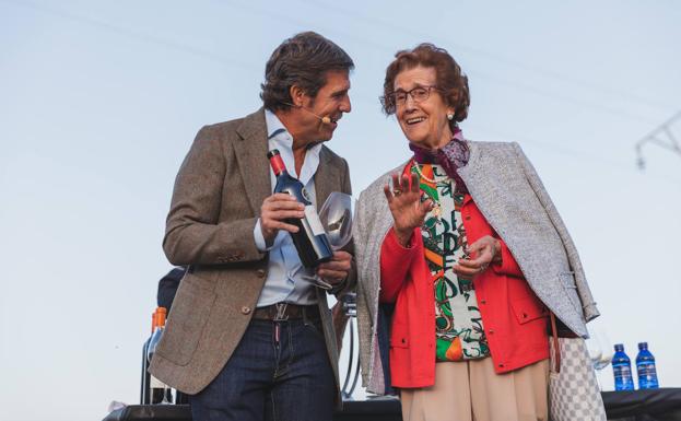 Cuando el vino, el jamón y el flamenco se dan la mano