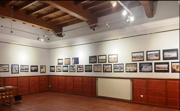 La Torre del Reloj exhibe fotografías de los últimos encierros de Olmedo