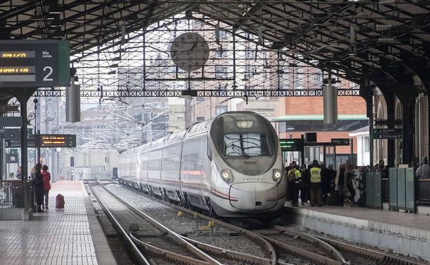 Una huelga bloquea la venta de billetes de algunos tren en Castilla y León