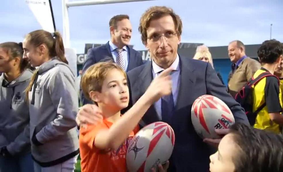 Almeida propina otro balonazo involuntario