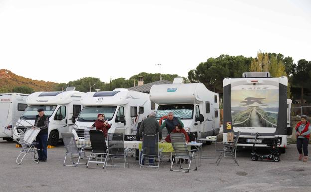 Quintanilla de Onésimo estrena un área para autocaravanas