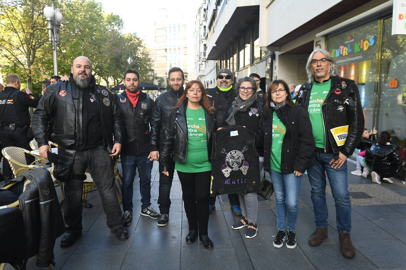 Búscate en las fotos de la XI Marcha Contra el Cáncer