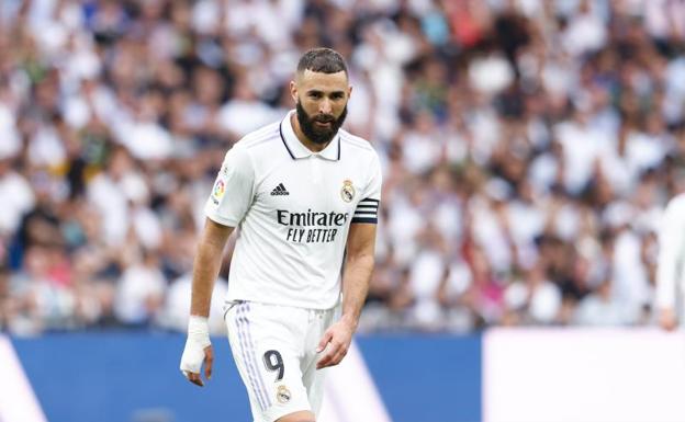 Benzema, baja también ante el Cádiz