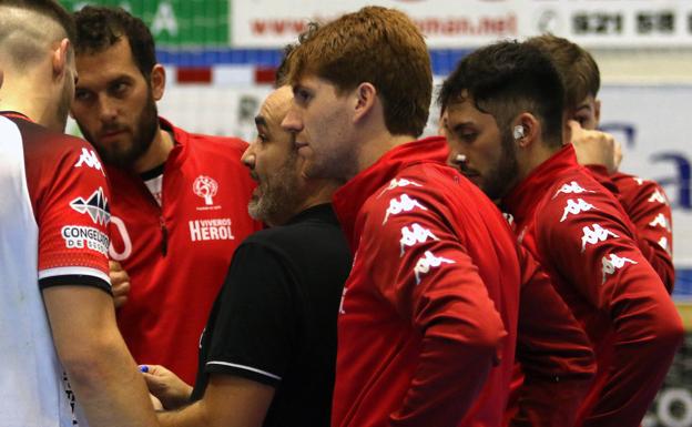 El Viveros Herol Balonmano Nava quiere dar la campanada ante el Granollers en la Copa