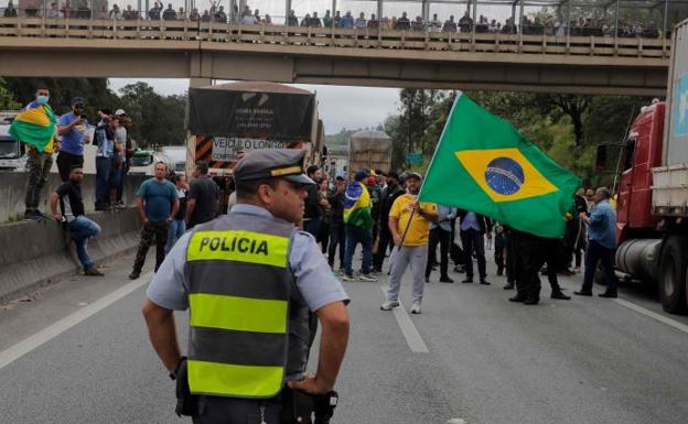 El Ejército de Brasil reafirma su lealtad a Lula