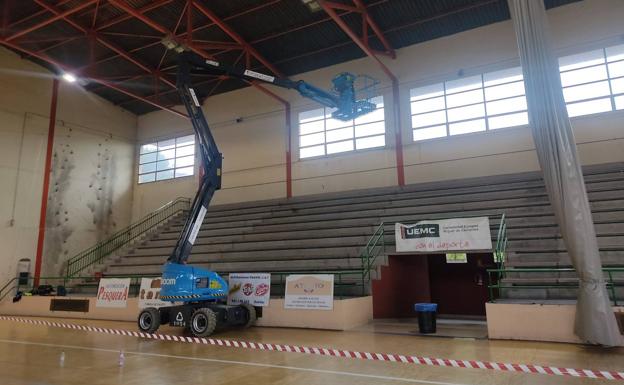 Cuéllar aborda la mejora de la eficiencia energética de Santa Clara