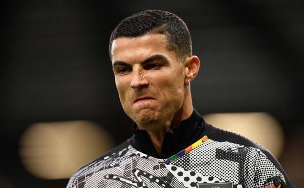 Cristiano Ronaldo: «Guardo las cenizas de mi hijo junto a las de mi padre»