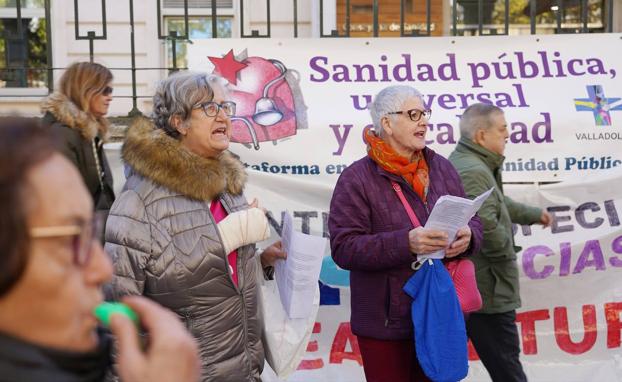 Protesta ante la consejería de Sanidad por su gestión «criminal»