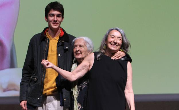 «'La que se avecina' es una terapia absoluta, me produce placer trabajar en ella»