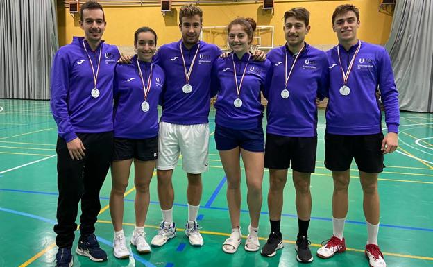 El equipo de bádminton de la UVa reina en Soria