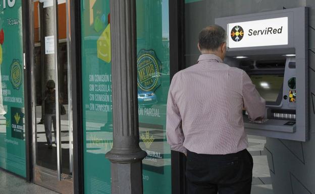 La ley para devolver el cajero automático a todos los pueblos de Valladolid coge velocidad