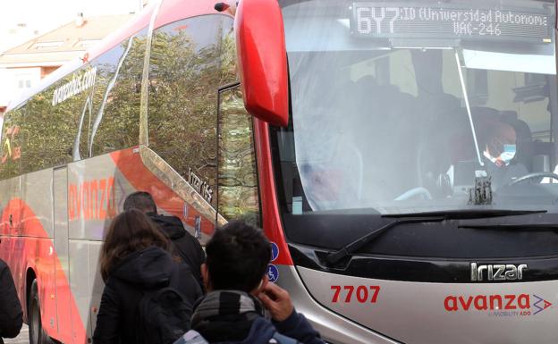 La gratuidad de los abonos de autobús entre Segovia y Madrid no se traduce en más usuarios