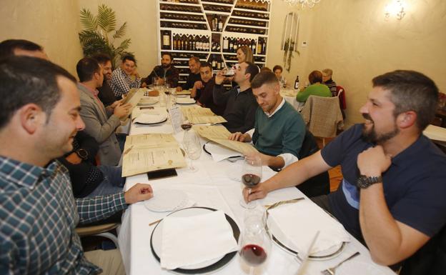 Bares y restaurantes tienen las reservas completas para todo el mes de diciembre