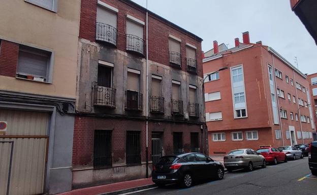 Intentan okupar una casa en Valladolid y encuentran un cadáver momificado
