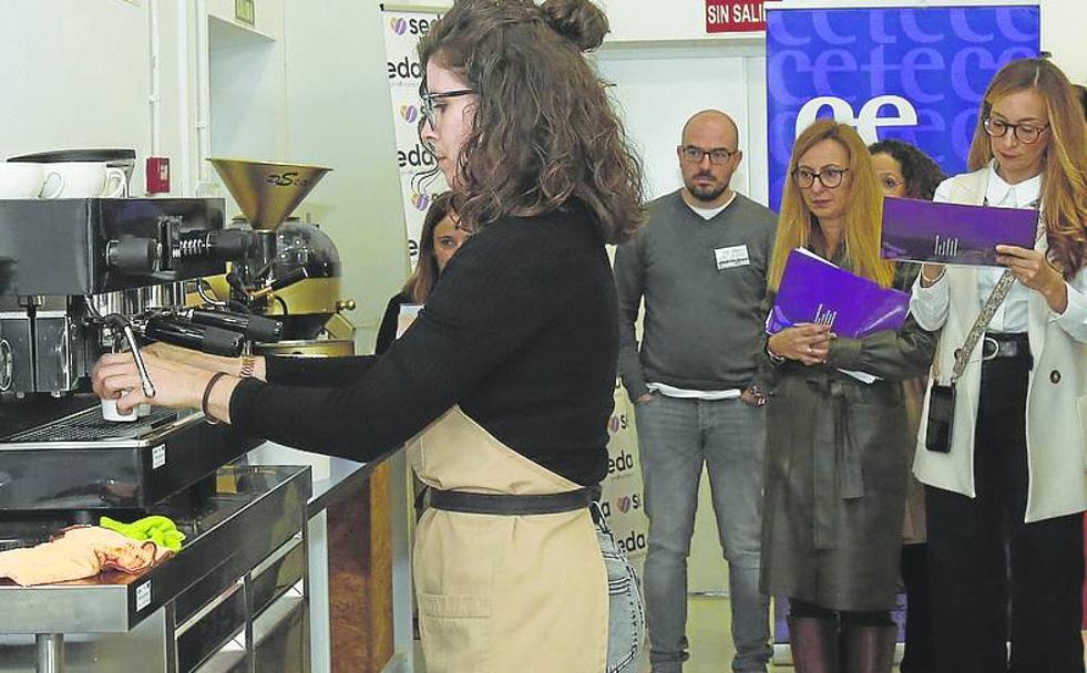 Expertos del café de Palencia que vierten maestría en la taza