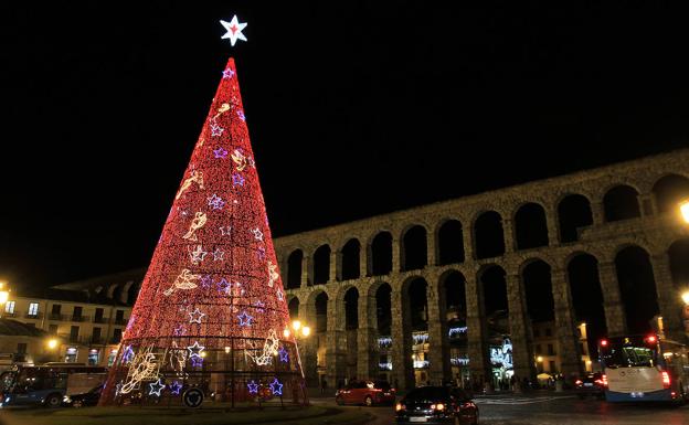 Segovia encenderá la Navidad este viernes a las siete de la tarde