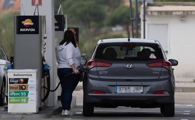 Repostar gasolina en Valladolid capital, entre los 91 y los 105 euros