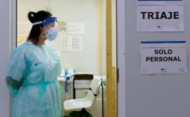 La covid se cobra otras 27 vidas y repunta un 25% esta semana