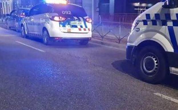 Golpea a un policía para evitar que un amigo ebrio 'sople' en Valladolid