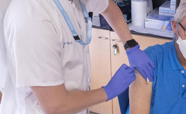 La DGT advierte de los riesgos de conducir con gripe