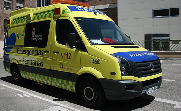 Cuatro heridos tras salirse de la vía su furgoneta en la N-110 en Segovia