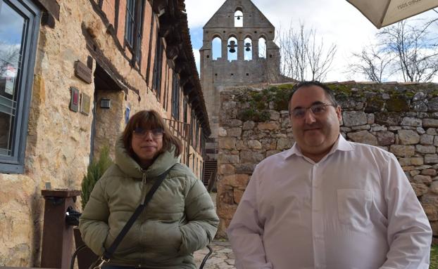 Ana Urarte y Manuel Núñez, en la Posada Santa María la Real.