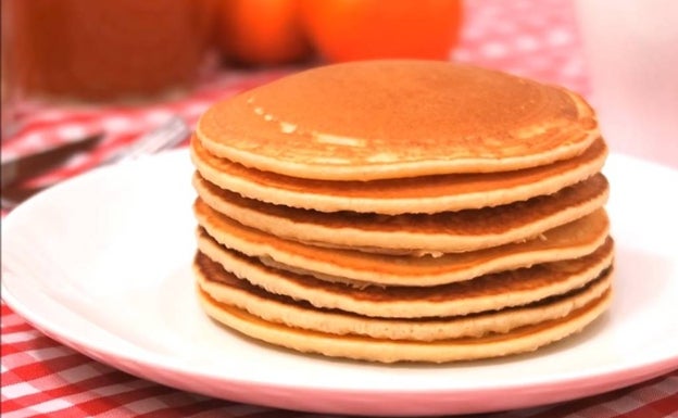 Tronco navideño relleno de nata