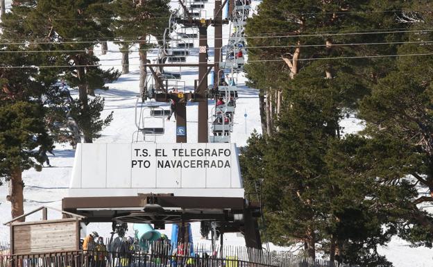 El TSJ mantiene la autorización para fabricar nieve artificial en Navacerrada