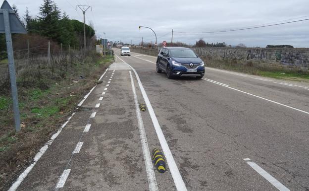 Dos nuevos kilómetros de carril bici y acera acercarán Valladolid y Simancas