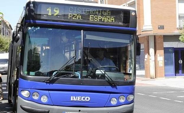 El búho llegará a Entrepinos y La Cistérniga mantendrá sus servicios de autobús