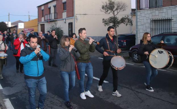 Las dulzainas vuelven por San Esteban a Mata de Cuéllar